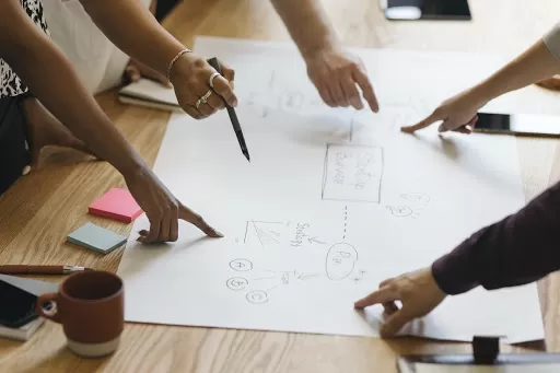 Krok za krokom: Sprievodca vytvorením kvalitného partnerského programu